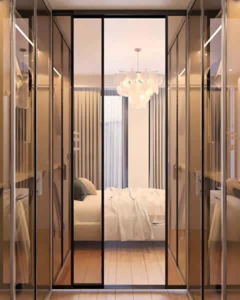 Nidapark İstinye yatak odası tasarımı cam giyinme koridoru gardırop aydınlatma