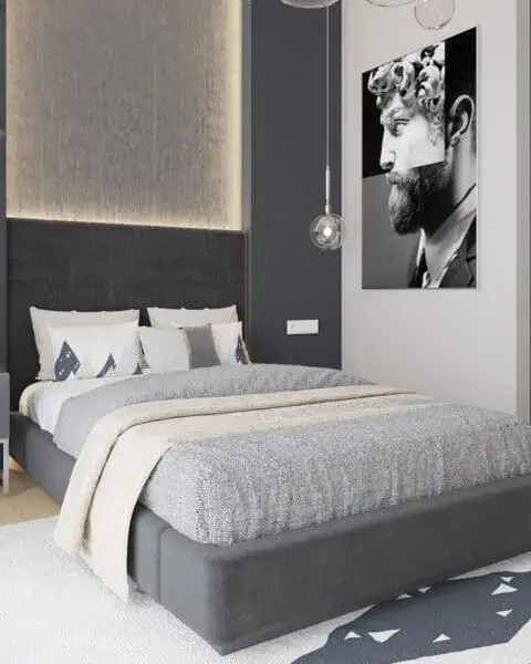 Tuzla genç odasında yüksek başlık, sarkıt aydınlatma ve koyu panel yüzeyler