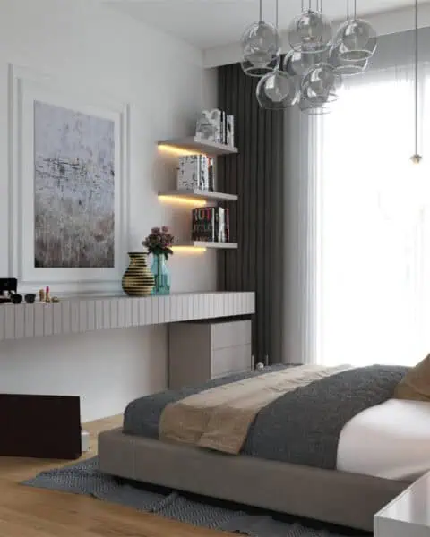 Yamanevler yatak odasında makyaj masası, yuvarlak ayna ve raf detayı